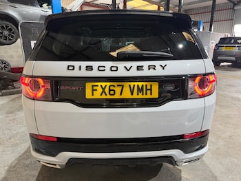 Used Land Rover Discovery Sport 2017 for sale - 79354059: Photo