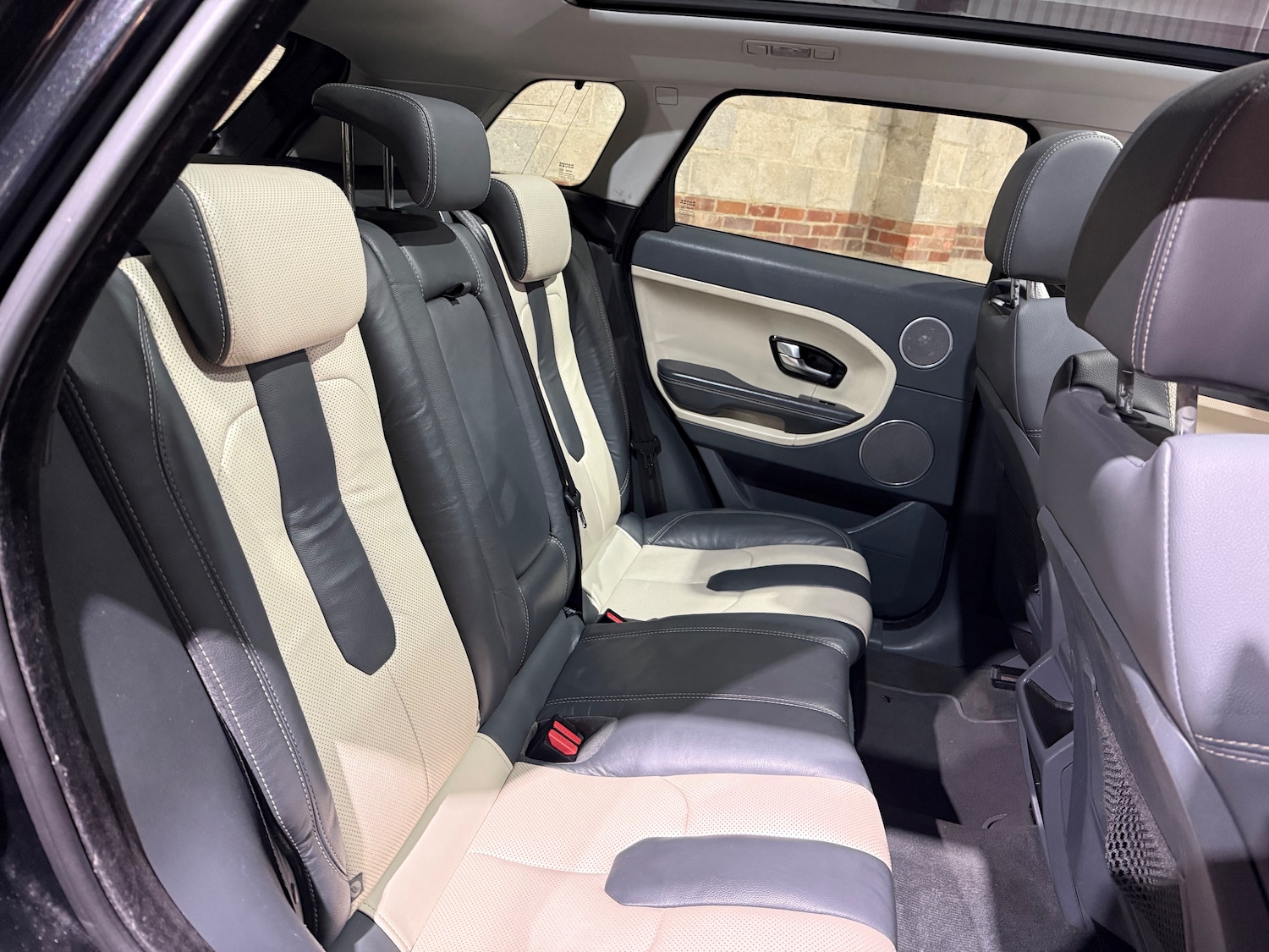 Used Land Rover Range Rover Evoque for sale - 77660474: Photo 27