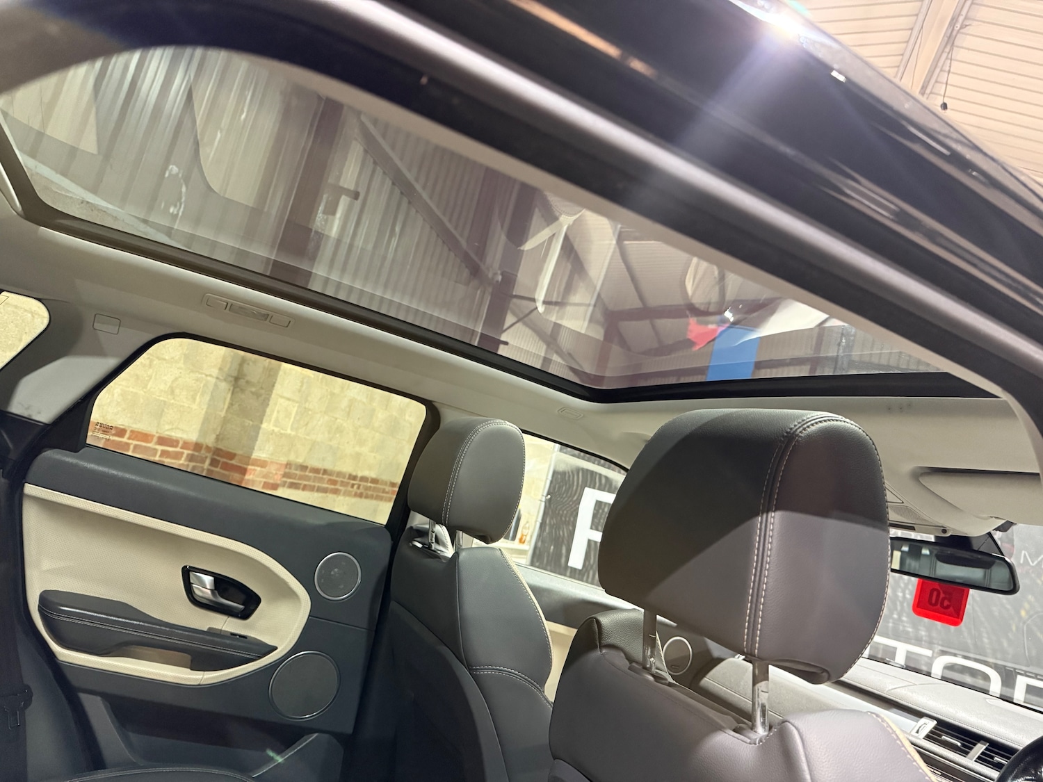 Used Land Rover Range Rover Evoque for sale - 77660474: Photo 28