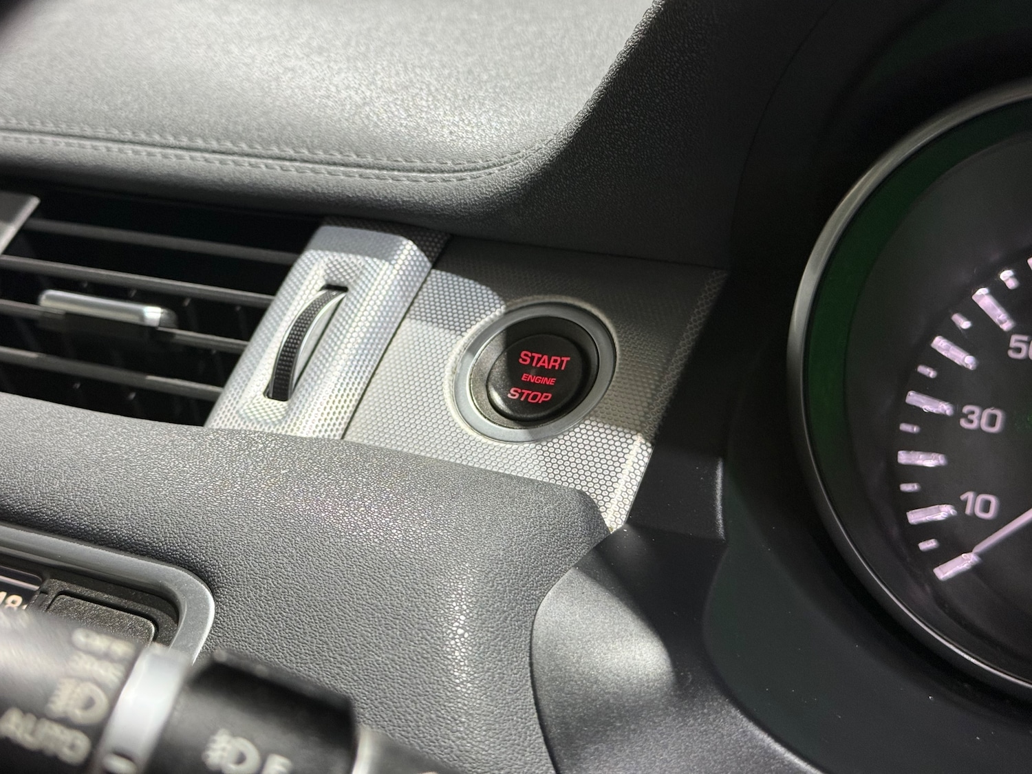 Used Land Rover Range Rover Evoque for sale - 77660474: Photo 39