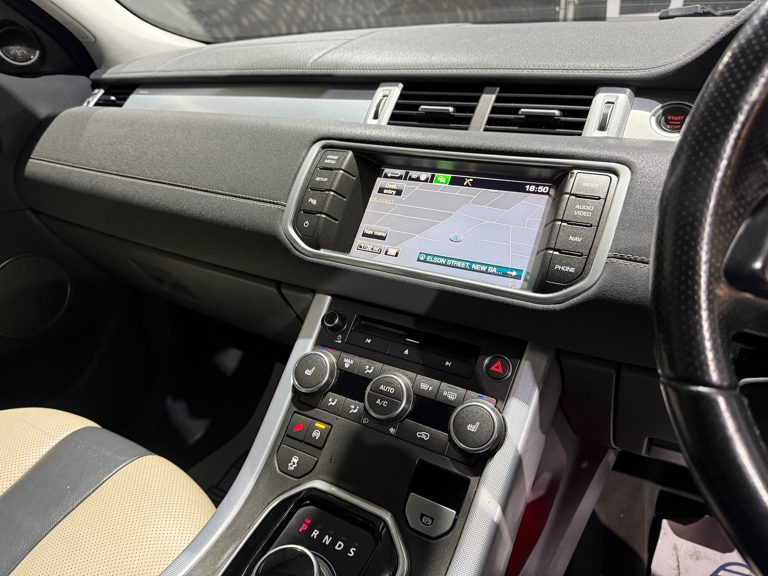 Used Land Rover Range Rover Evoque for sale - 77660474: Photo 40