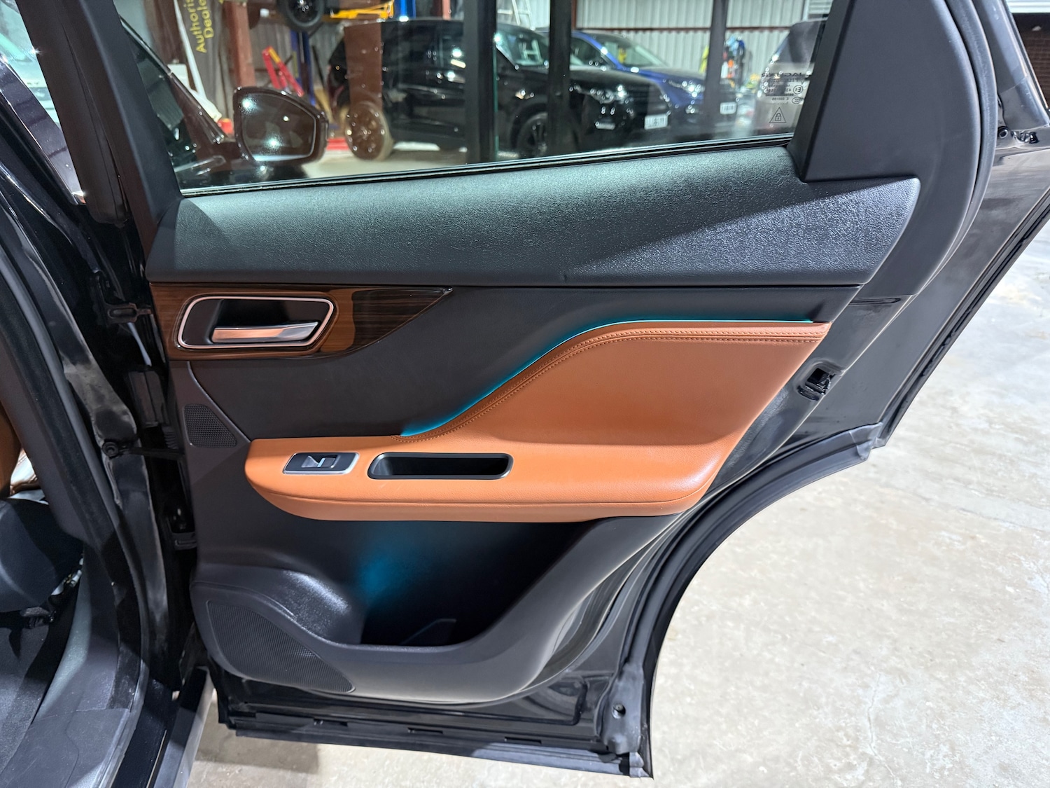 Used Jaguar F-Pace for sale - 76458704: Photo 20