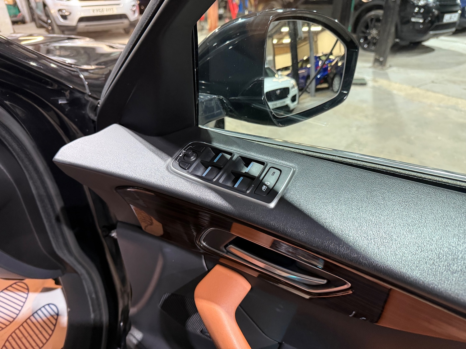 Used Jaguar F-Pace for sale - 76458704: Photo 24