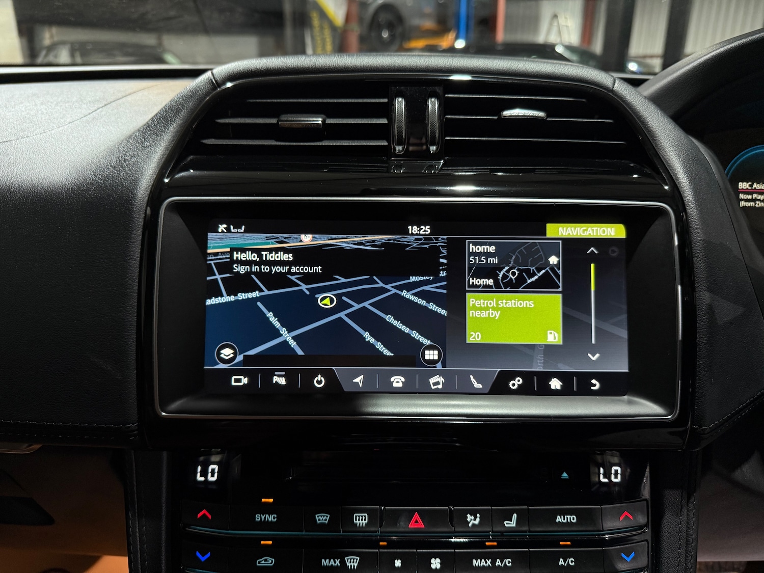 Used Jaguar F-Pace for sale - 76458704: Photo 41