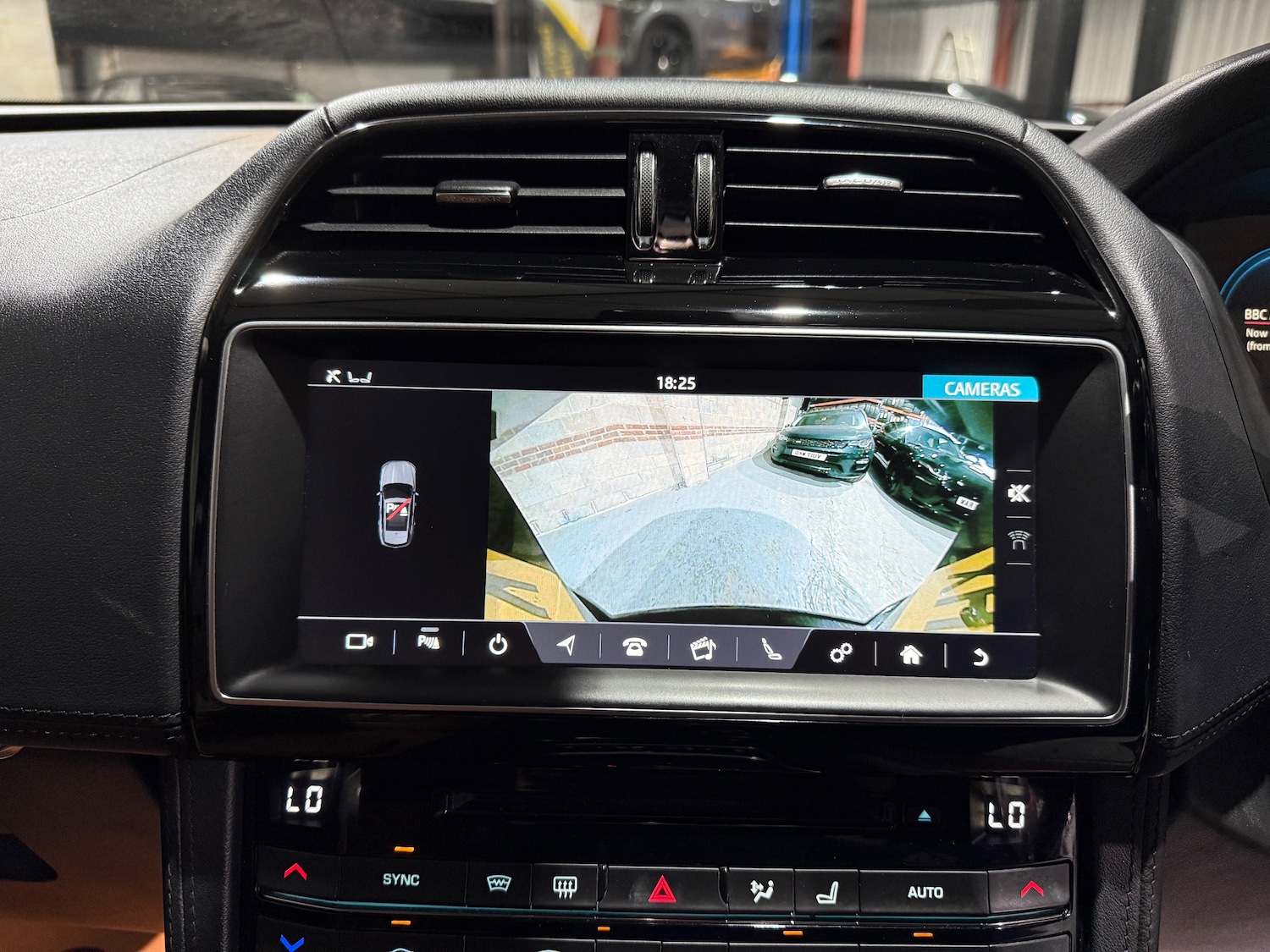 Used Jaguar F-Pace for sale - 76458704: Photo 42