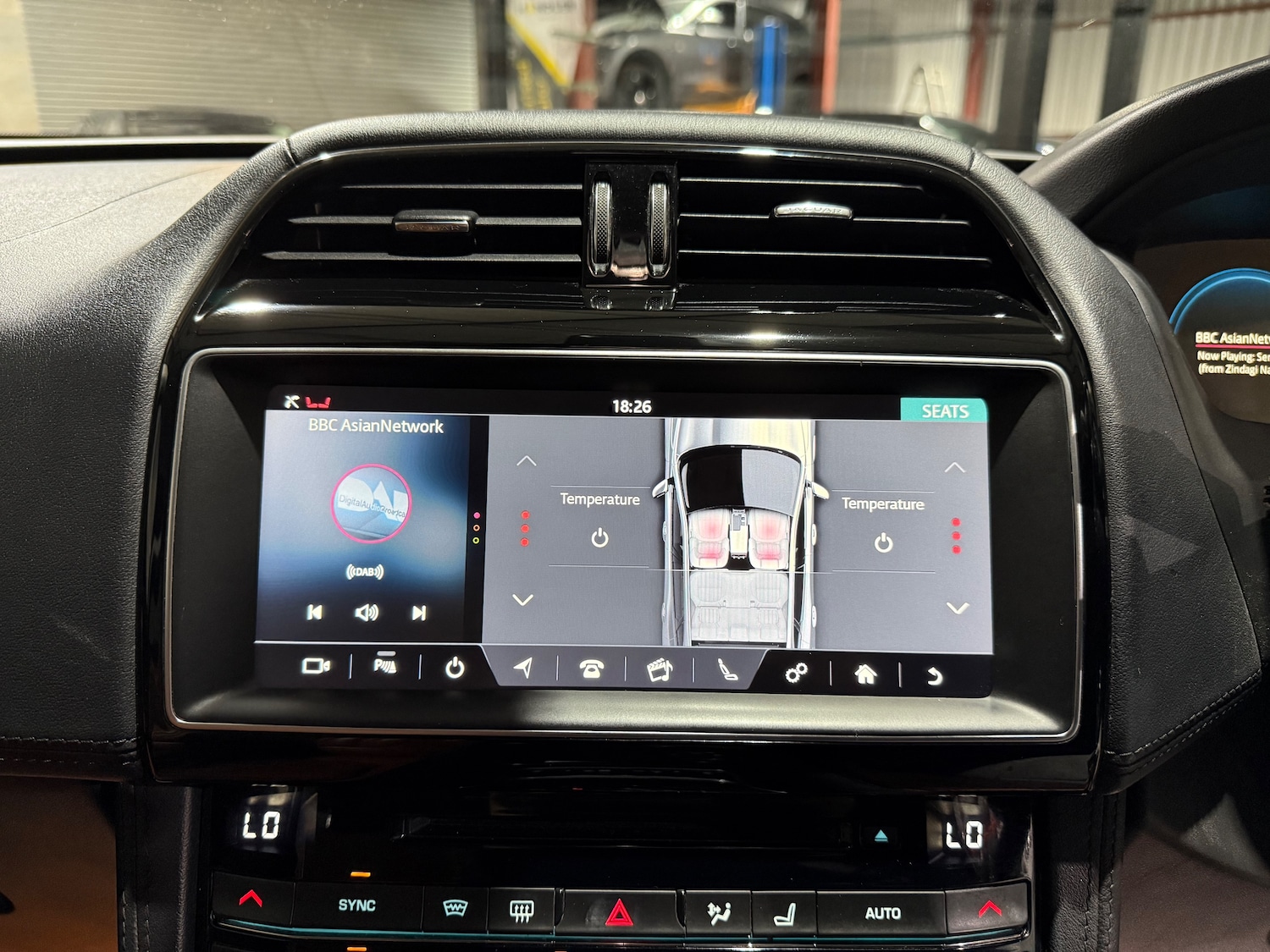 Used Jaguar F-Pace for sale - 76458704: Photo 45