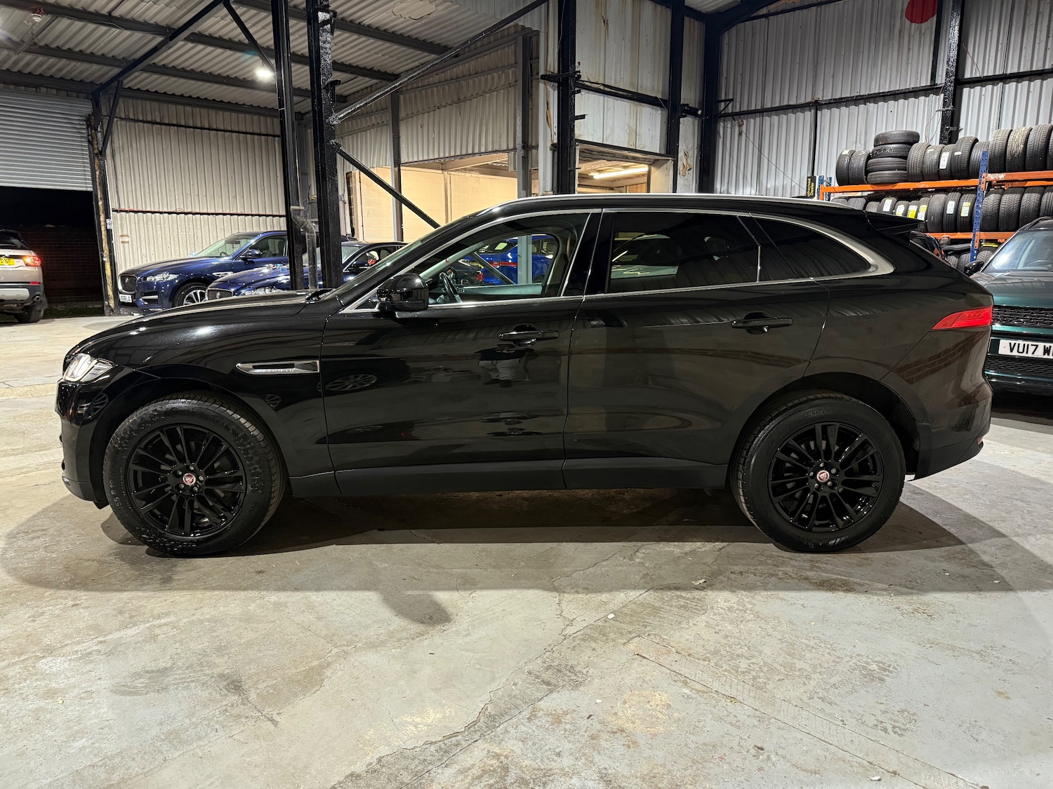 Used Jaguar F-Pace for sale - 76458704: Photo 5