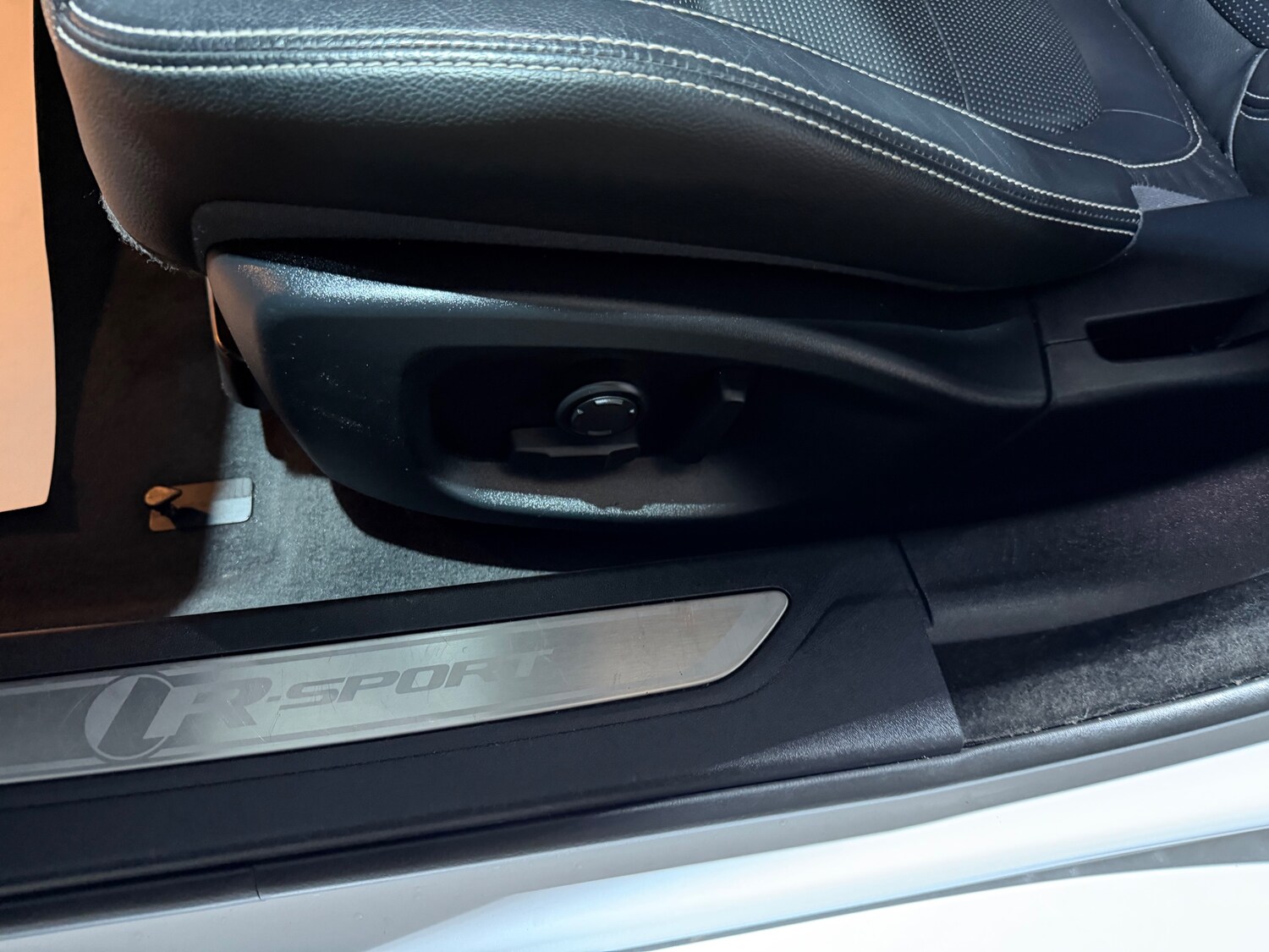 Used Jaguar XF 2018 for sale - 78137227: Photo 11