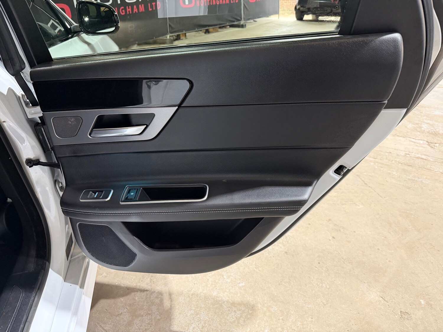 Used Jaguar XF 2018 for sale - 78137227: Photo 17