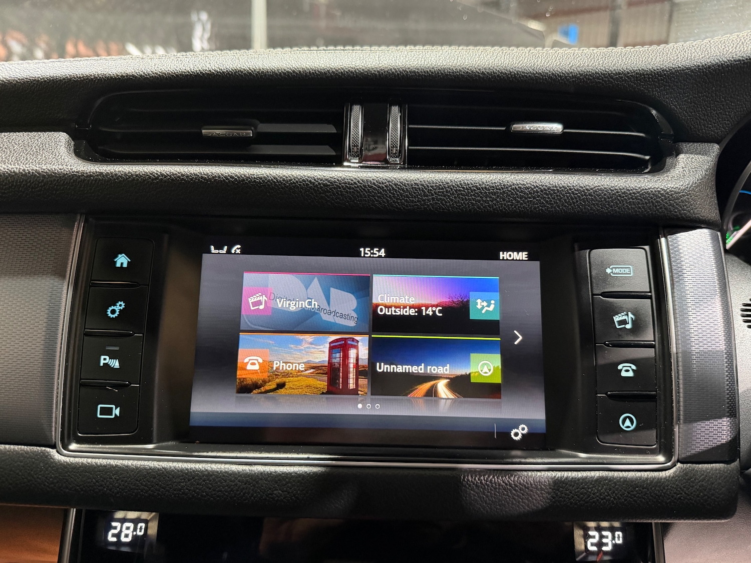 Used Jaguar XF 2018 for sale - 78137227: Photo 33