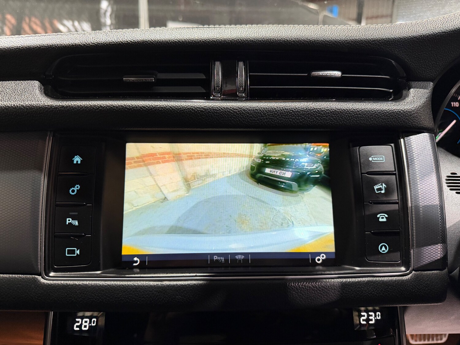 Used Jaguar XF 2018 for sale - 78137227: Photo 34