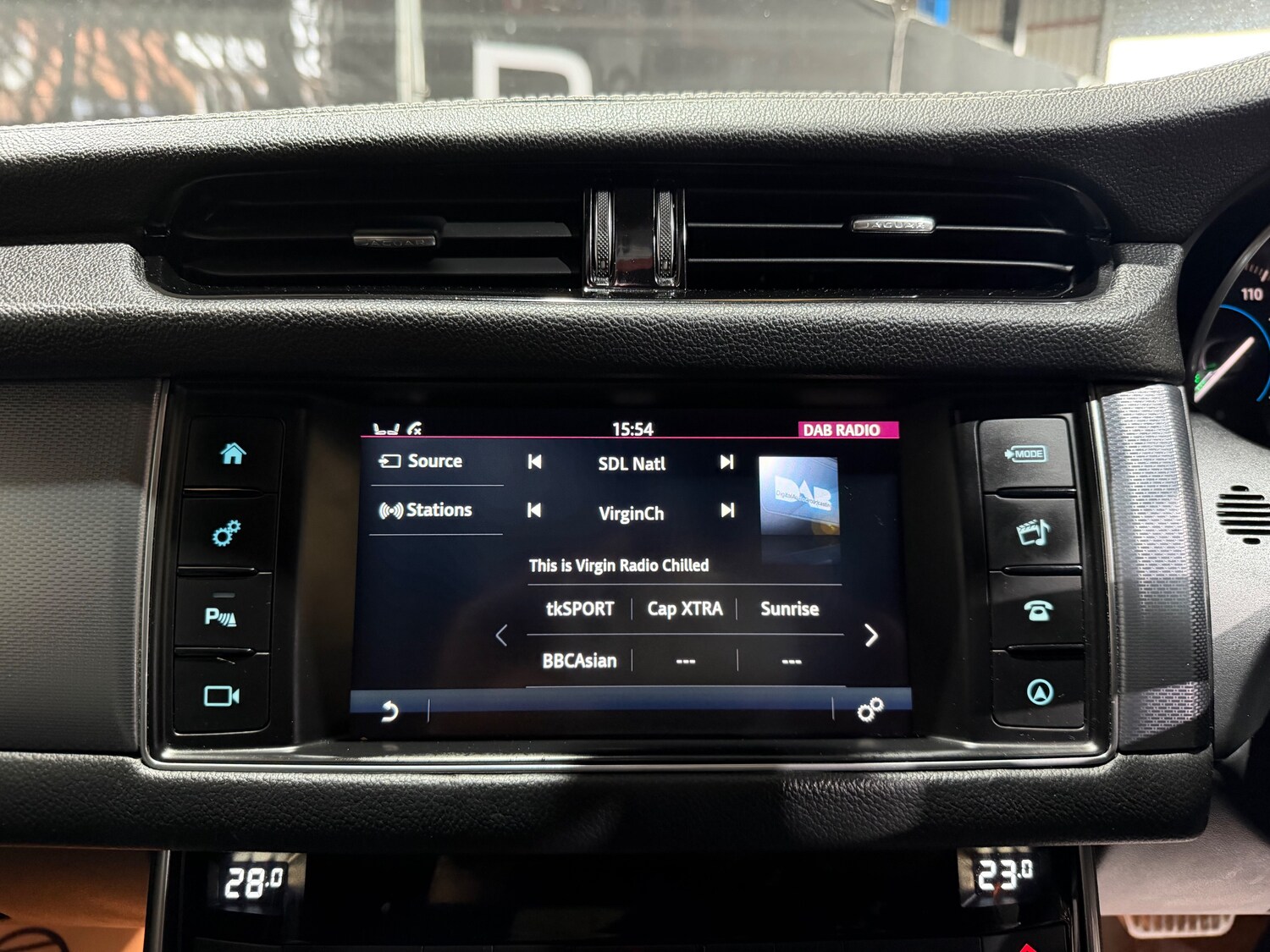 Used Jaguar XF 2018 for sale - 78137227: Photo 35