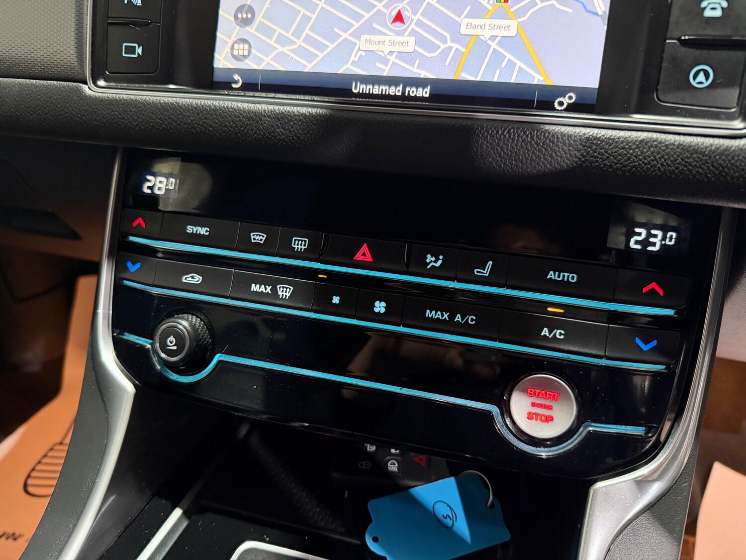 Used Jaguar XF 2018 for sale - 78137227: Photo 37