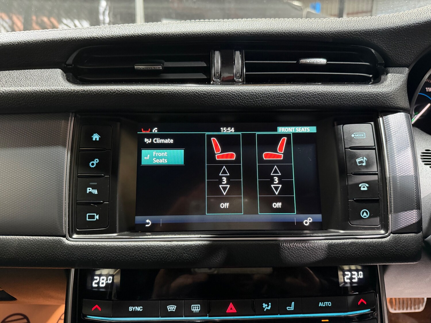 Used Jaguar XF 2018 for sale - 78137227: Photo 38