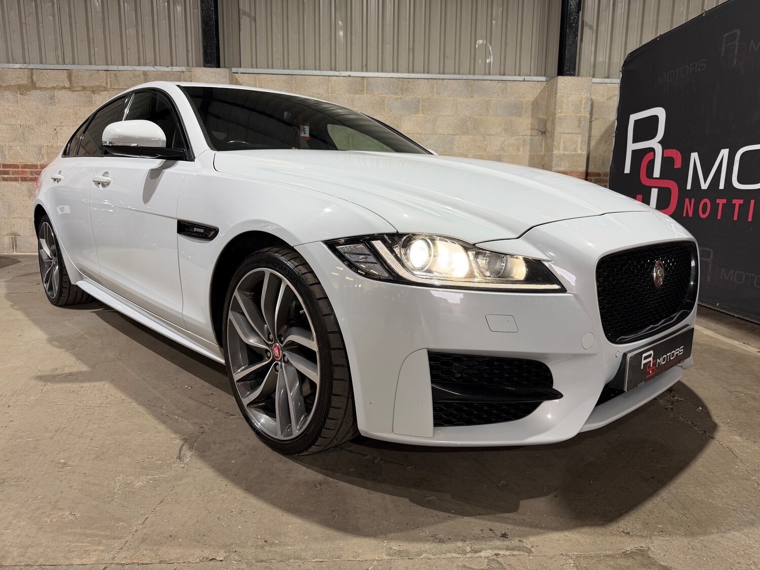Used Jaguar XF 2018 for sale - 78137227: Photo 48