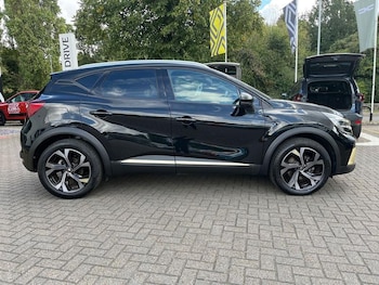 Used Renault Captur 2023 for sale - 75598665: Photo