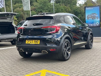 Used Renault Captur 2023 for sale - 75598665: Photo