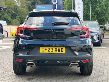 Used Renault Captur 2023 for sale - 75598665: Photo