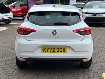 Used Renault Clio 2022 for sale - 75535945: Photo
