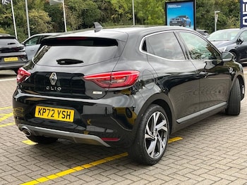 Used Renault Clio 2022 for sale - 76097195: Photo