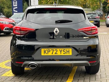 Used Renault Clio 2022 for sale - 76097195: Photo