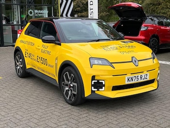 Used Renault 5 2025 for sale - 76190474: Photo