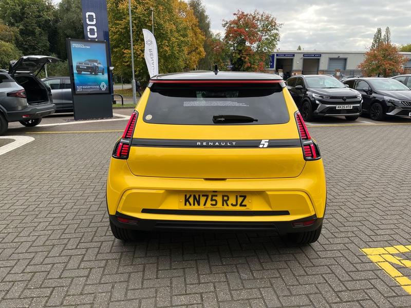 Used Renault 5 2025 for sale - 76190474: Photo 4