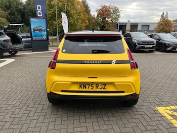 Used Renault 5 2025 for sale - 76190474: Photo