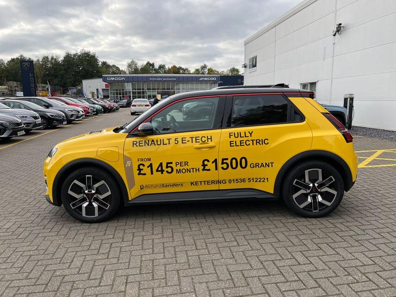 Used Renault 5 2025 for sale - 76190474: Photo 6