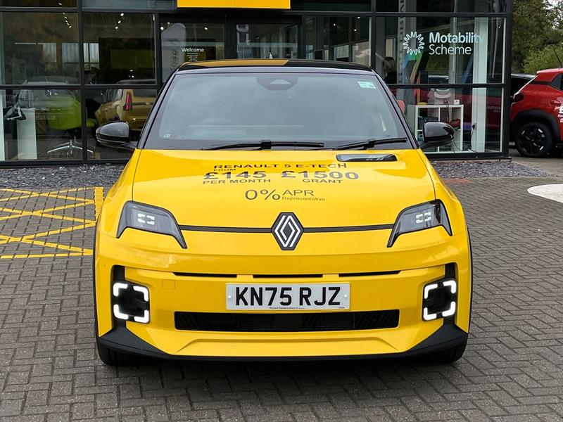 Used Renault 5 2025 for sale - 76190474: Photo 8