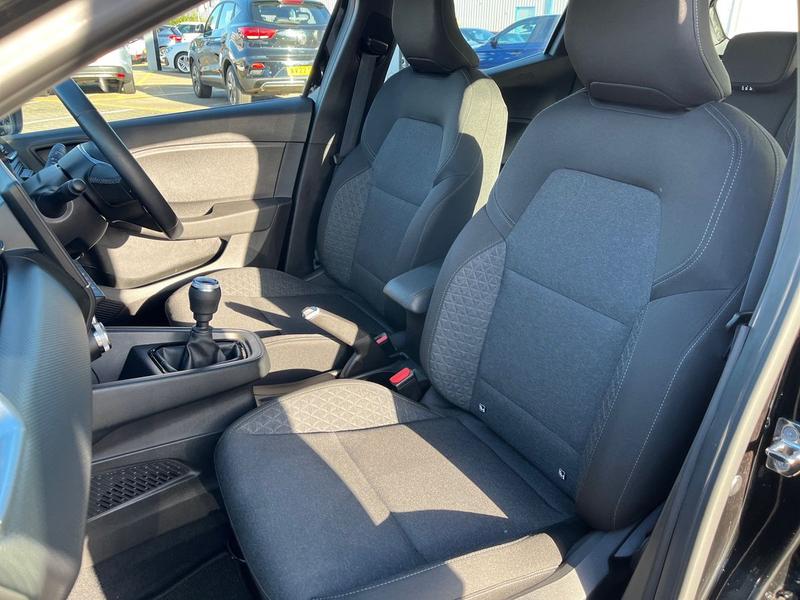 Used Renault Clio 2023 for sale - 76097202: Photo 16