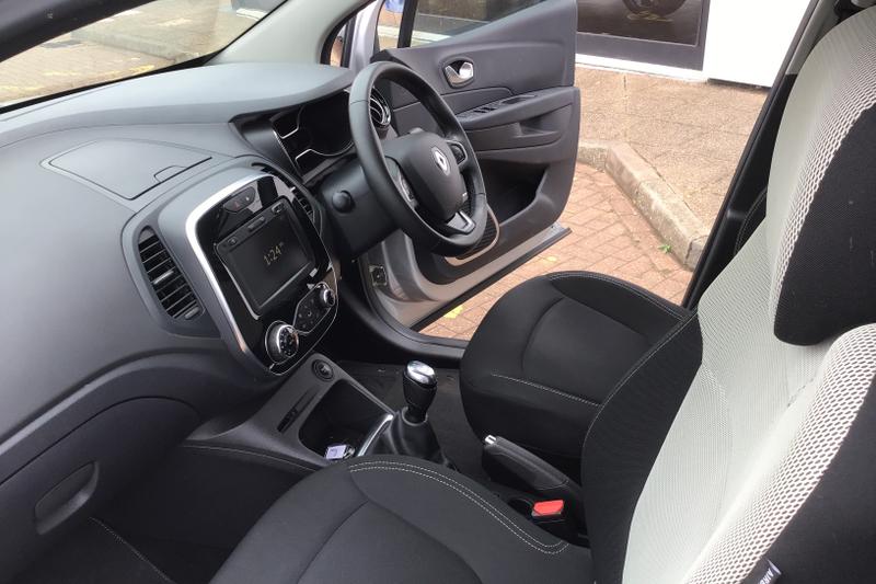 Used Renault Captur 2019 for sale - 76667886: Photo 10