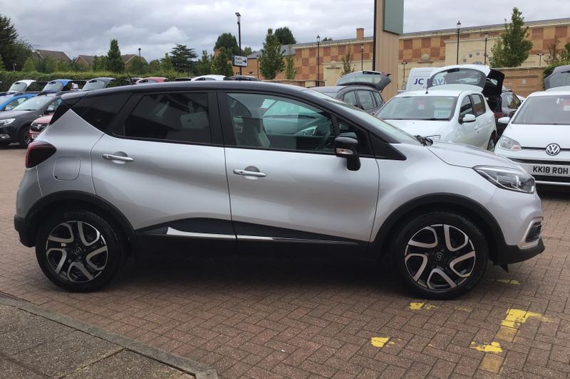 Used Renault Captur 2019 for sale - 76667886: Photo 2