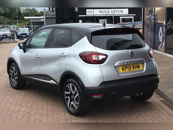 Used Renault Captur 2019 for sale - 76667886: Photo