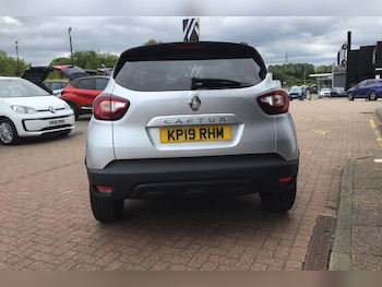 Used Renault Captur 2019 for sale - 76667886: Photo