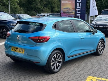 Used Renault Clio 2022 for sale - 75399313: Photo