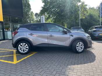 Used Renault Captur 2022 for sale - 74757318: Photo