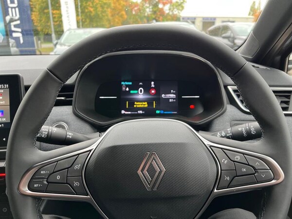 Used Renault Clio 2025 for sale - 76190518: Photo 13