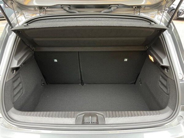Used Renault Clio 2025 for sale - 76190518: Photo 18