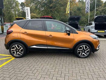 Used Renault Captur 2018 for sale - 76056162: Photo