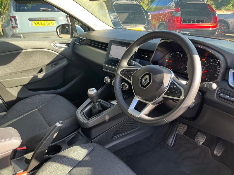 Used Renault Clio 2021 for sale - 75881458: Photo 10