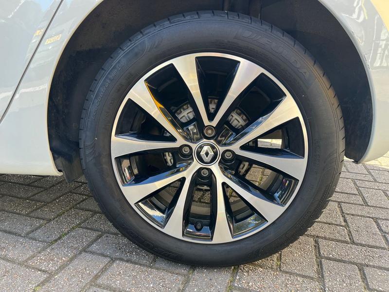 Used Renault Clio 2021 for sale - 75881458: Photo 9