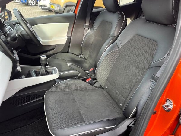 Used Renault Clio for sale - 76017154: Photo 16