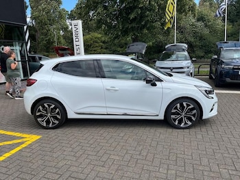 Used Renault Clio 2022 for sale - 75399324: Photo