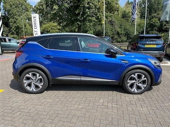Used Renault Captur 2021 for sale - 75207696: Photo