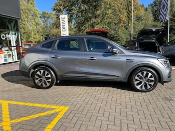 Used Renault Arkana 2022 for sale - 76142601: Photo