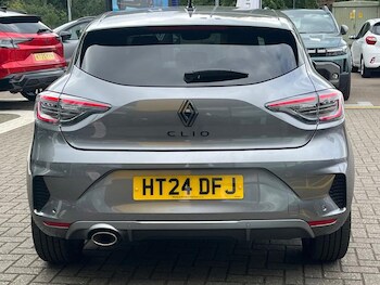 Used Renault Clio 2024 for sale - 75792051: Photo