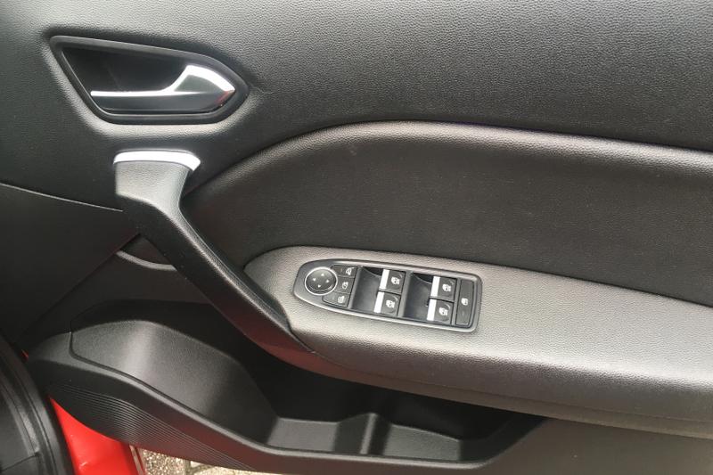 Used Renault Captur 2021 for sale - 76653521: Photo 16