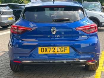 Used Renault Clio 2023 for sale - 74718102: Photo
