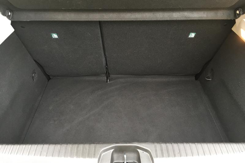 Used Renault Clio 2019 for sale - 76474404: Photo 19